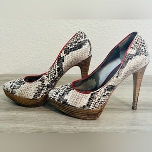 Guess Snakeskin heels